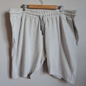 NWT. Winston Men's Eco-Friendly Light Gray Drawstring Shorts Size 46-48